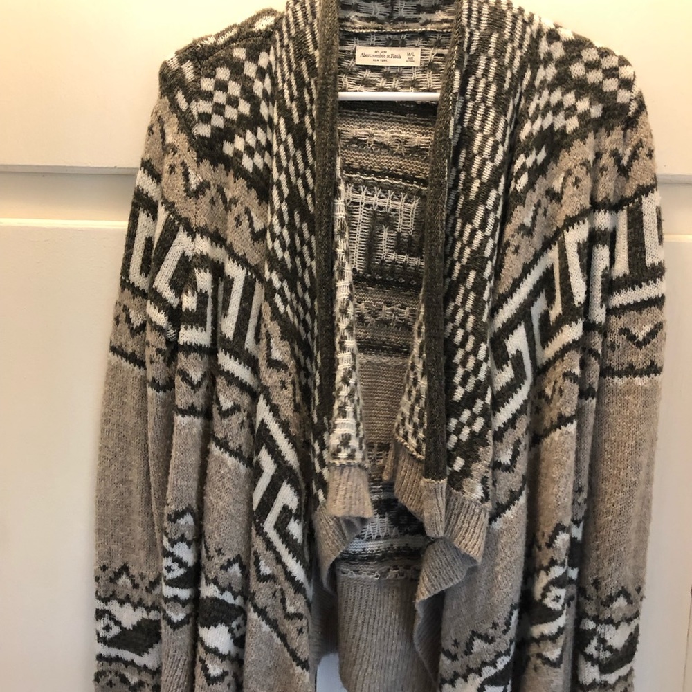 Abercrombie and Fitch cardigan